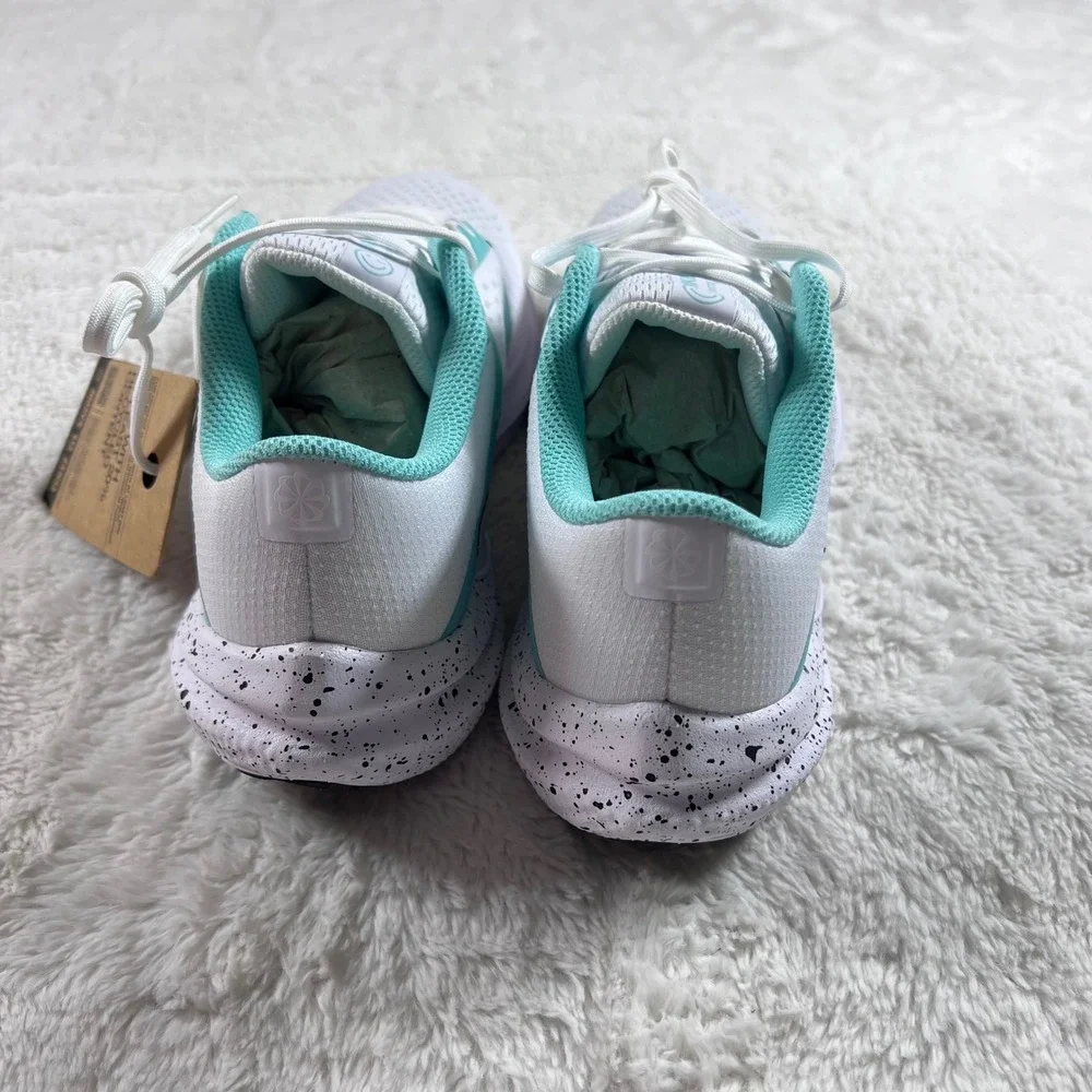 Nike Air Winflo 10 Womens Running Shoes White Emerald Rise FN7106-100 7.5 NEW‎